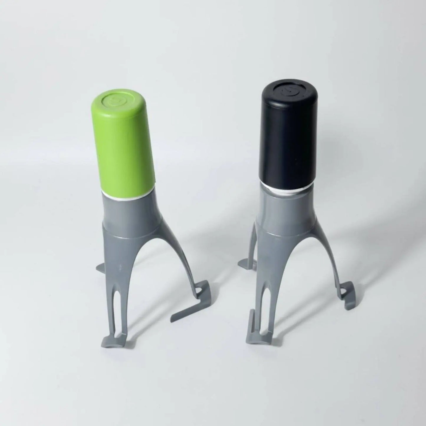 Hands-Free Automatic Pan Stirrer - Three-Leg Self-Stirring Tool for Soup, Sauce & Gravy